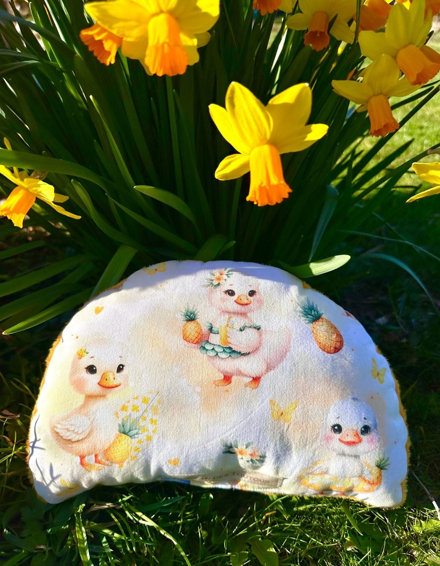 Grand coussin - LES CANETONS A LA PLAGE - 29X18cm