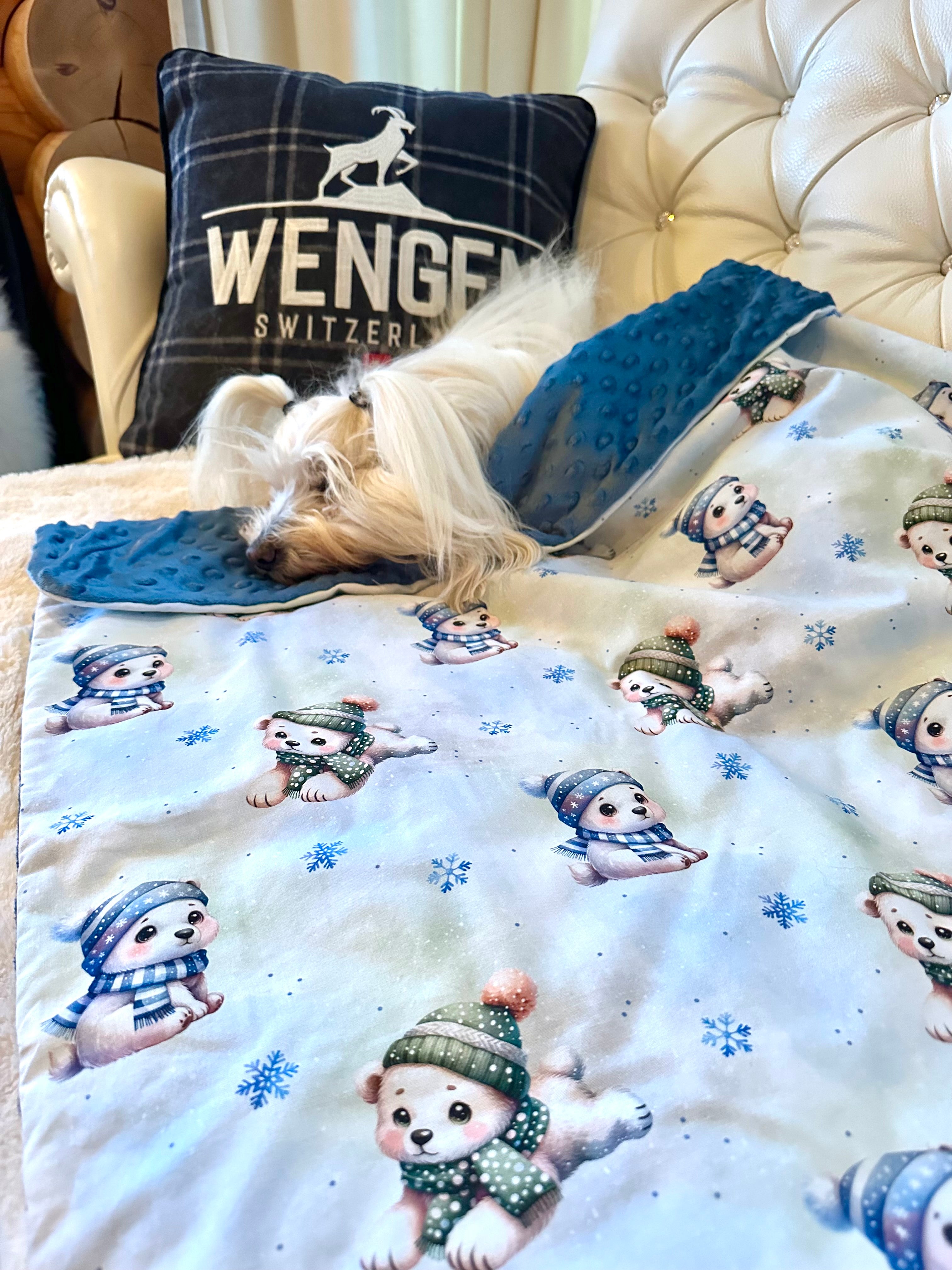 Couverture LES PETITS OURSONS POLAIRES - 79x86 cm