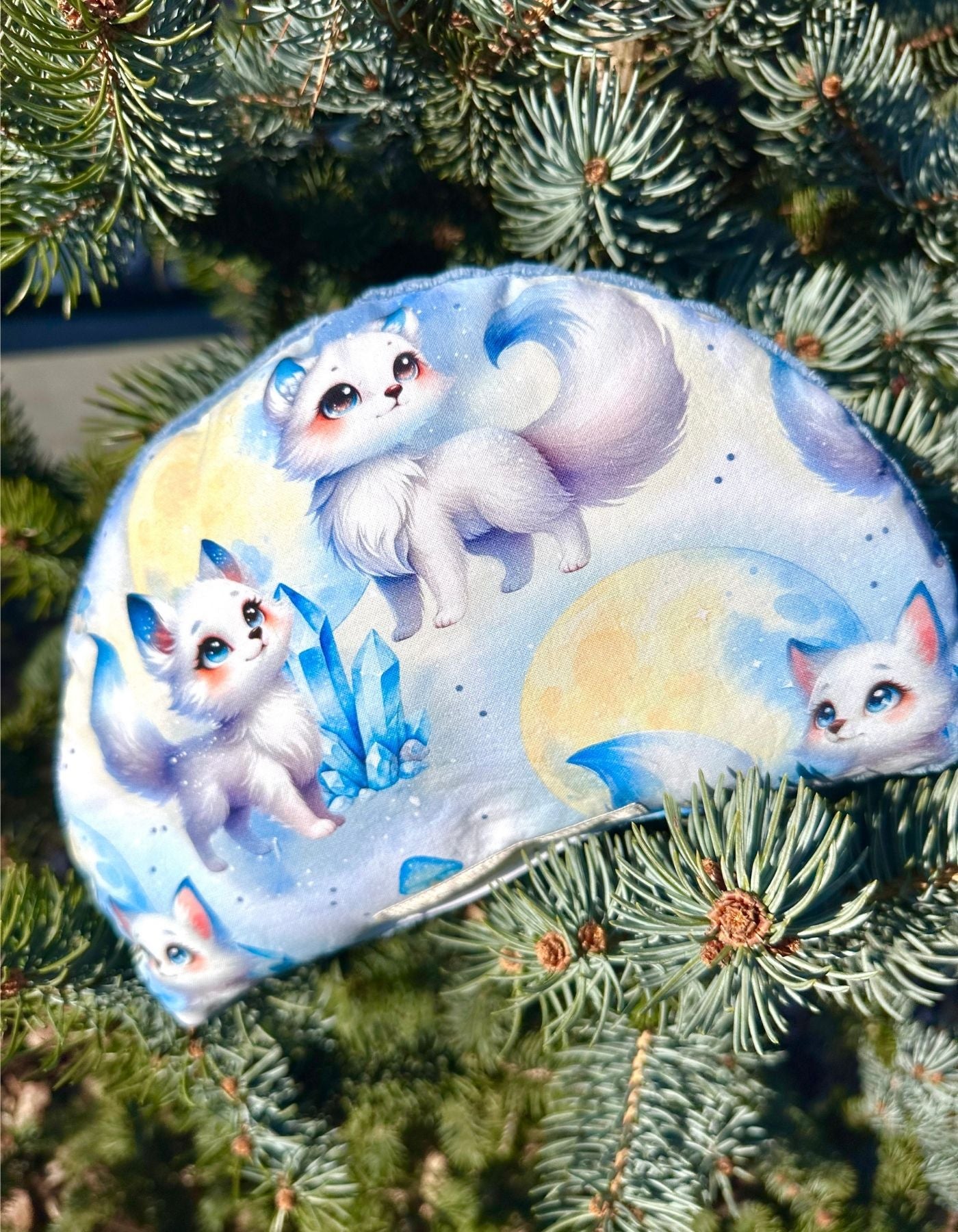 Grand coussin - RENARD POLAIRE SOUS LA LUEUR DE LA LUNE - 27x18cm