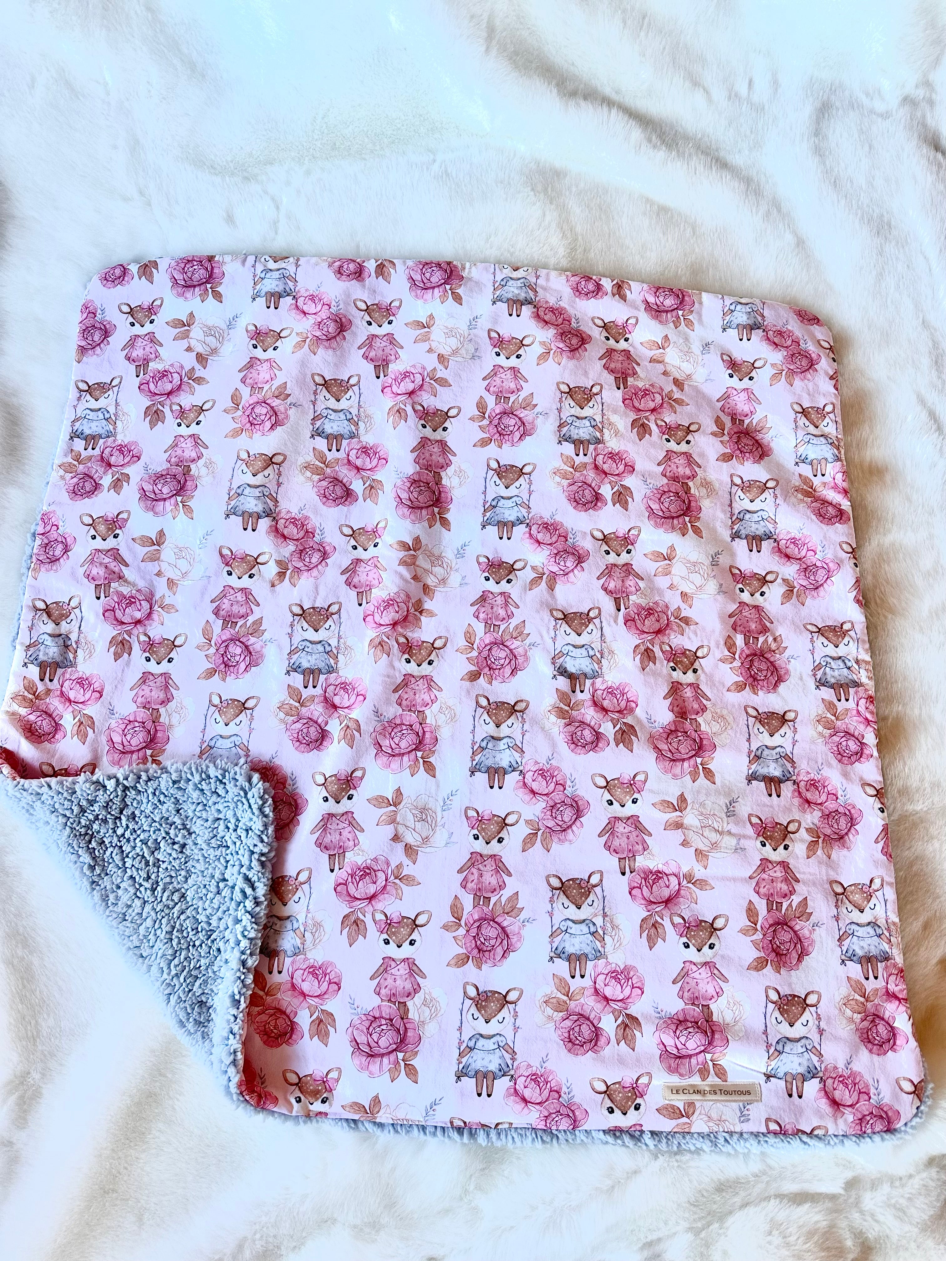 Couverture LES DEMOISELLES CHEVREUILS - 80x80cm